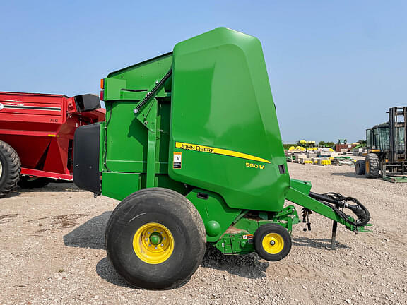 Image of John Deere 560M equipment image 3