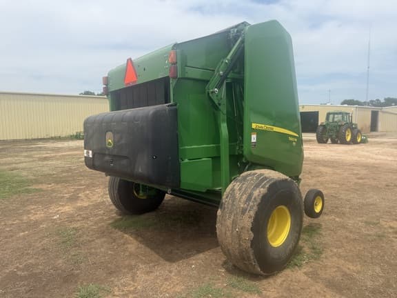 Image of John Deere 560M equipment image 1