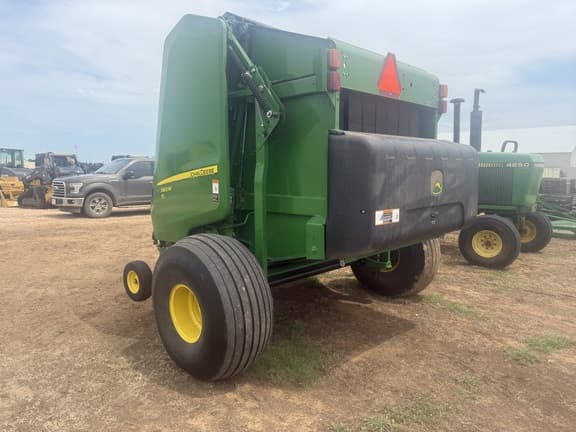 Image of John Deere 560M equipment image 3