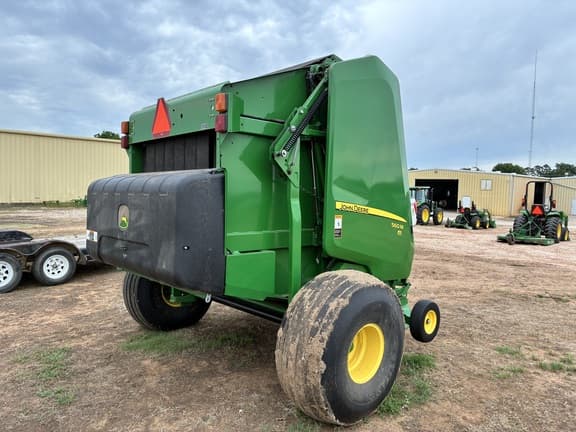 Image of John Deere 560M equipment image 2