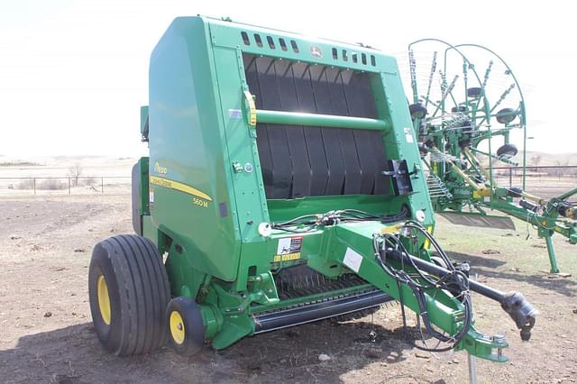 Image of John Deere 560M equipment image 1