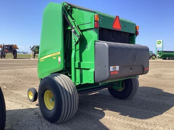 Image of John Deere 560M equipment image 2