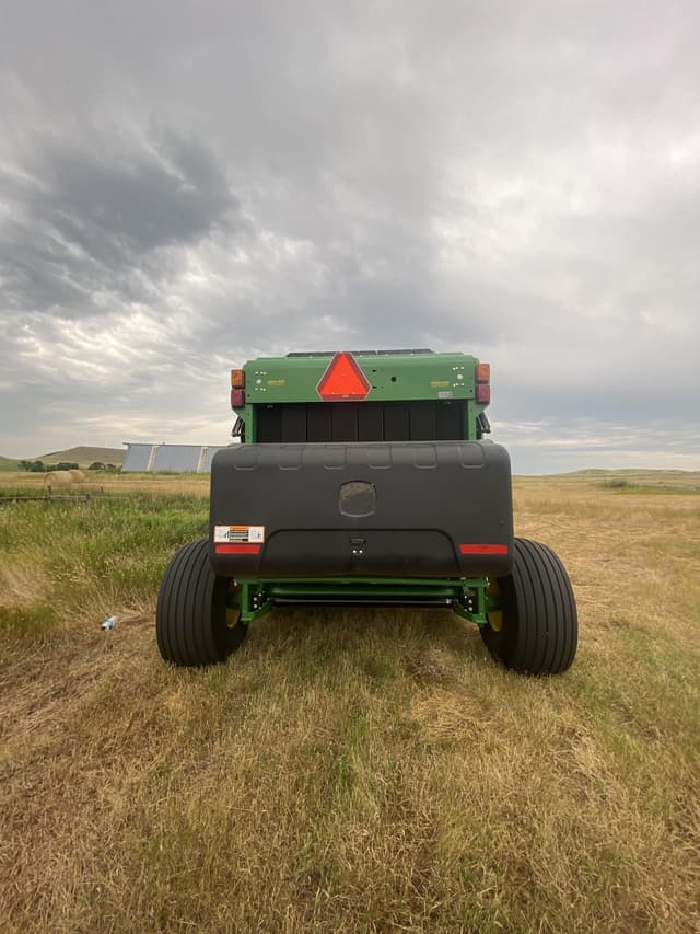 Image of John Deere 560M equipment image 4