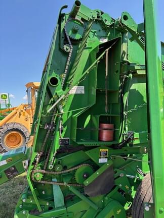 Image of John Deere 560M equipment image 4