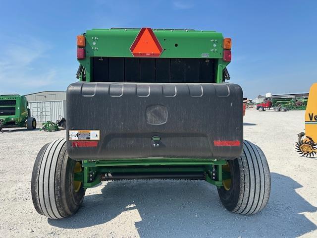 Image of John Deere 560M equipment image 3