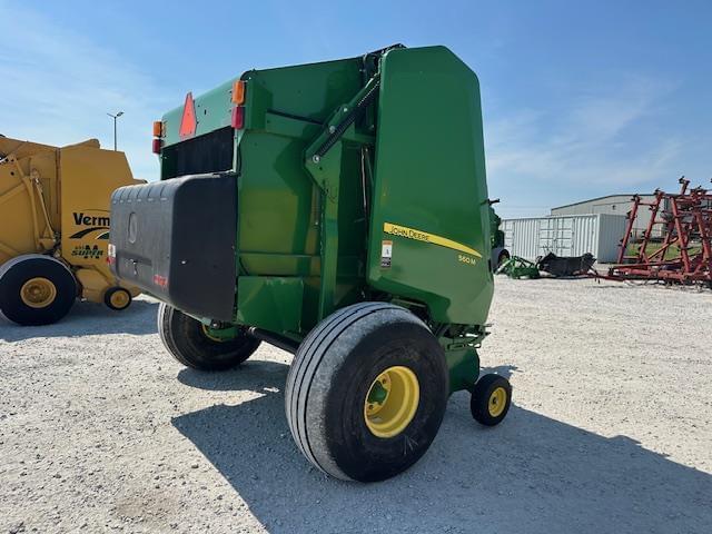 Image of John Deere 560M equipment image 4