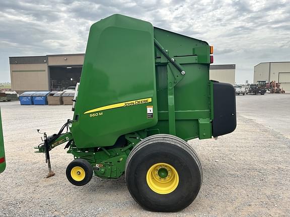 Image of John Deere 560M equipment image 1