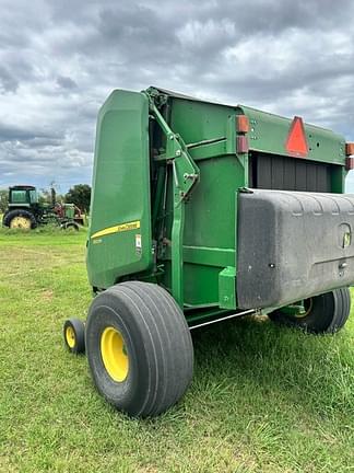 Image of John Deere 560M equipment image 2