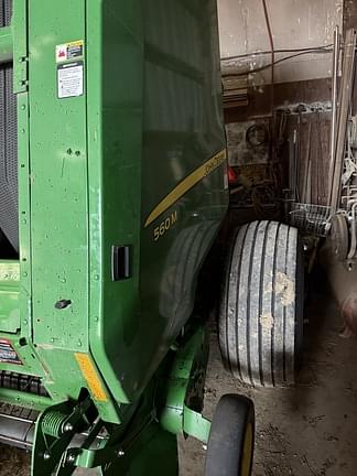 Image of John Deere 560M equipment image 4