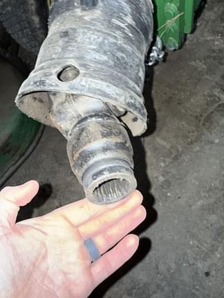 Image of John Deere 560M equipment image 1