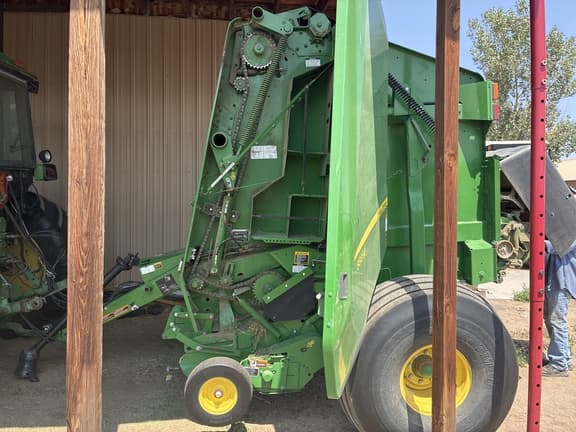 Image of John Deere 560M equipment image 1