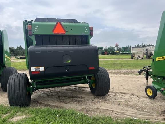 Image of John Deere 560M equipment image 2