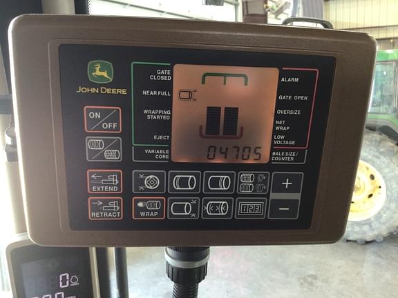 Image of John Deere 560M equipment image 3