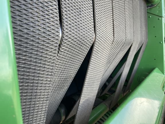 Image of John Deere 560M equipment image 4