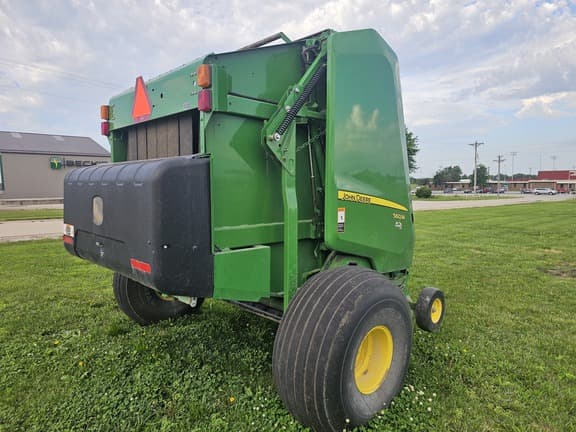 Image of John Deere 560M equipment image 4