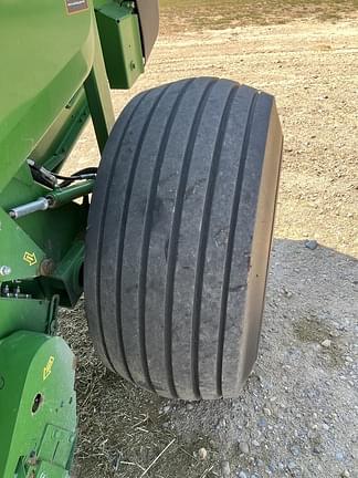 Image of John Deere 560M equipment image 3