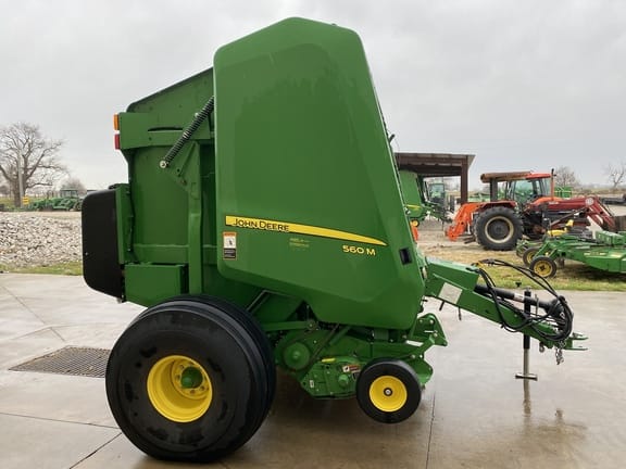 Main image John Deere 560M