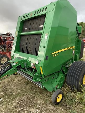 Image of John Deere 560M equipment image 4