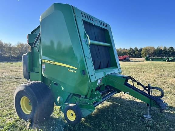 Image of John Deere 560M equipment image 1