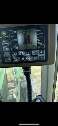 Image of John Deere 560M equipment image 1