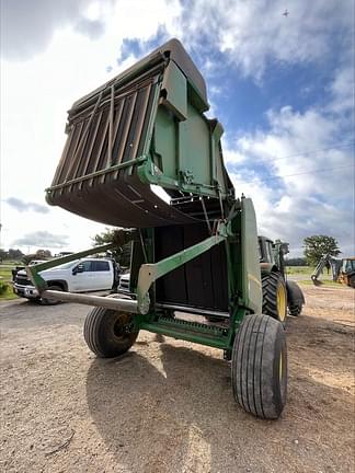 Image of John Deere 560M equipment image 4