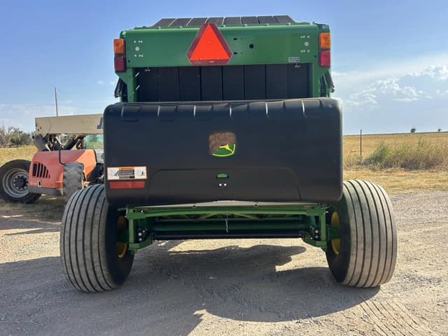 Image of John Deere 560M equipment image 3