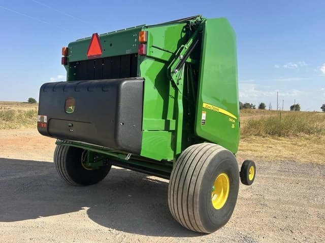 Image of John Deere 560M equipment image 2