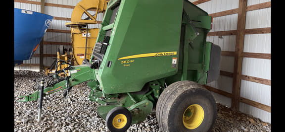 Image of John Deere 560M equipment image 3