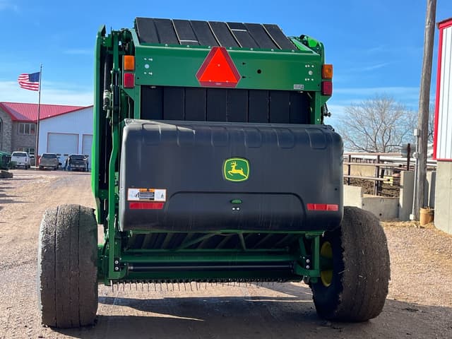 Image of John Deere 560M equipment image 4