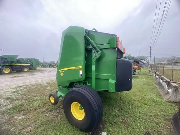 Image of John Deere 560M Silage equipment image 4