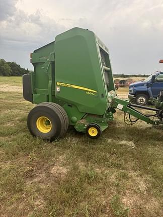 Image of John Deere 560M equipment image 2