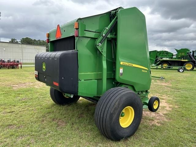 Image of John Deere 560M equipment image 3