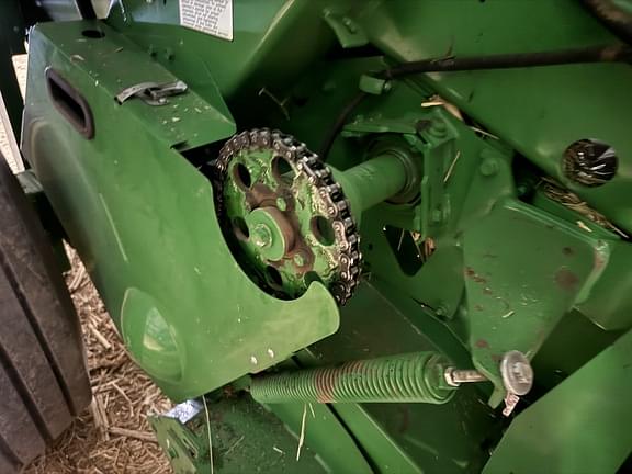 Image of John Deere 560M equipment image 4