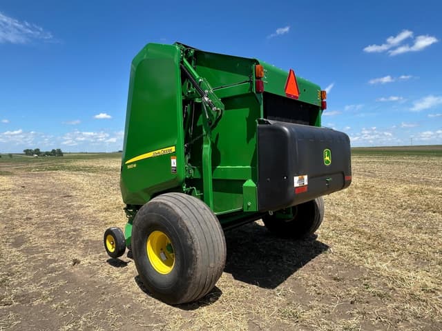 Image of John Deere 560M equipment image 3