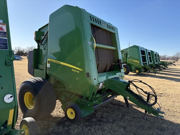 Image of John Deere 560M equipment image 3