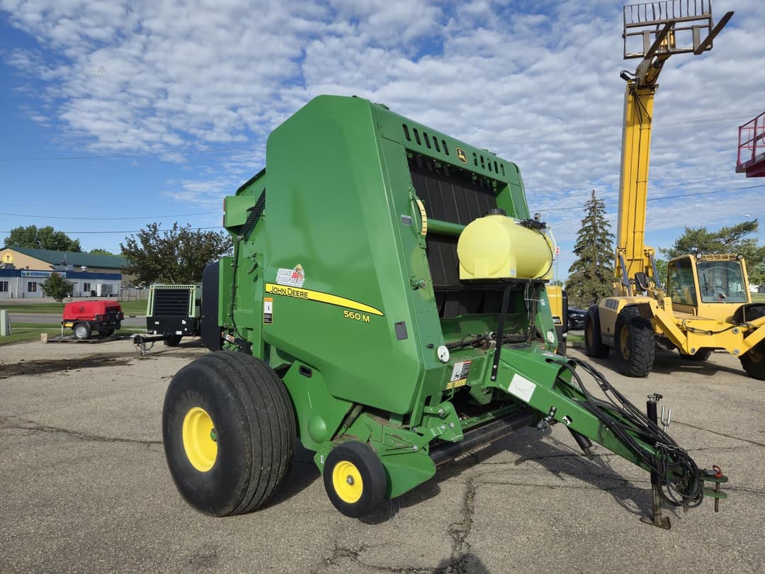Image of John Deere 560M Primary image