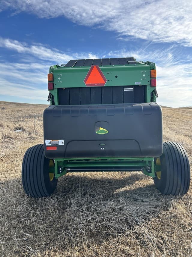 Image of John Deere 560M equipment image 3