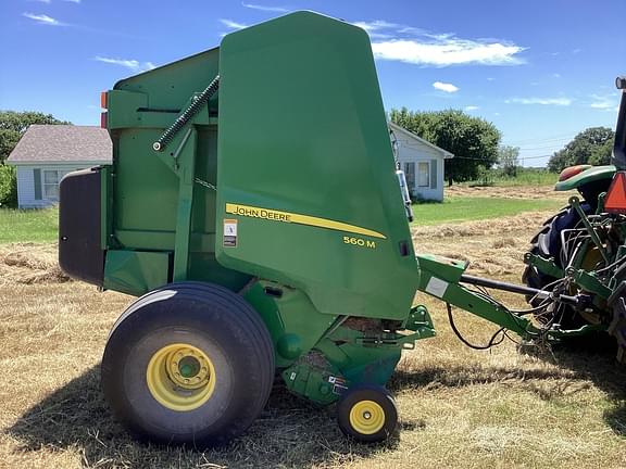 Image of John Deere 560M equipment image 4