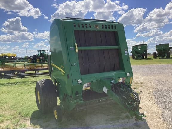 Image of John Deere 560M equipment image 2