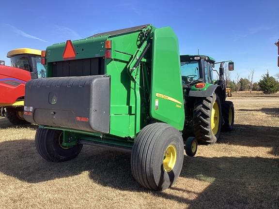 Image of John Deere 560M equipment image 3