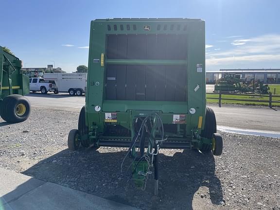 Image of John Deere 560M equipment image 1