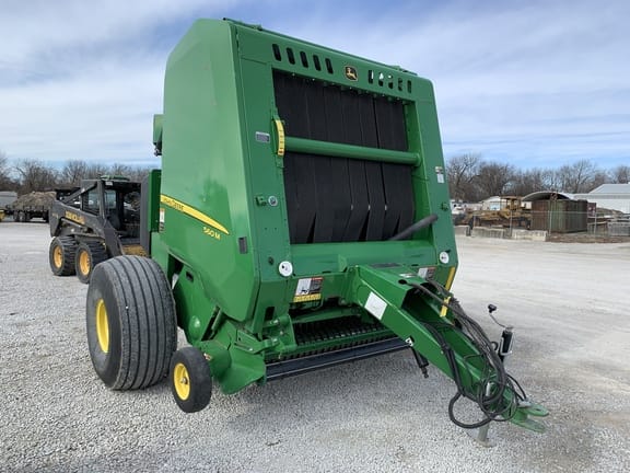Main image John Deere 560M
