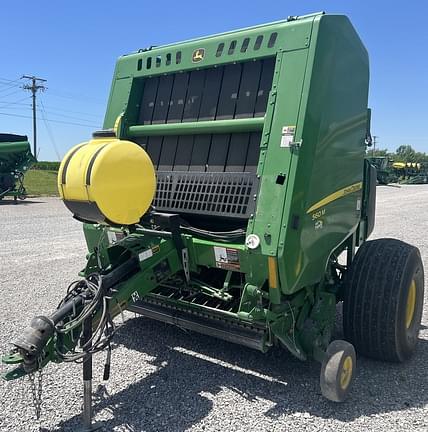 Image of John Deere 560M equipment image 1