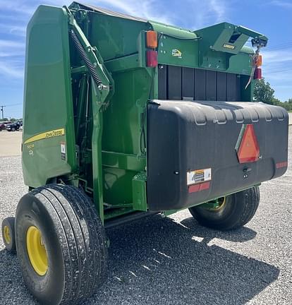 Image of John Deere 560M equipment image 3