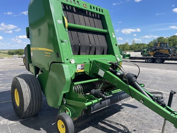 Image of John Deere 560M equipment image 2