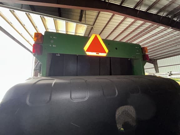 Image of John Deere 560M equipment image 4