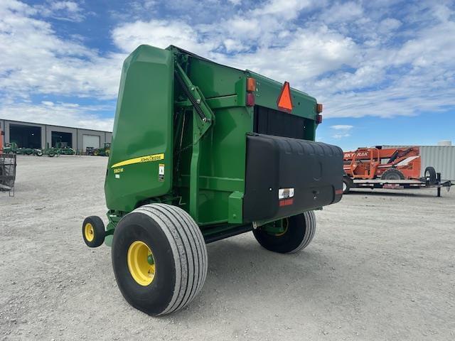 Image of John Deere 560M equipment image 2