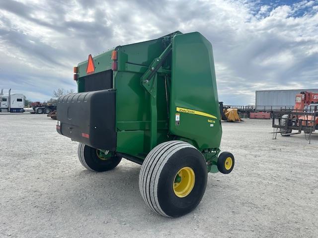 Image of John Deere 560M equipment image 4