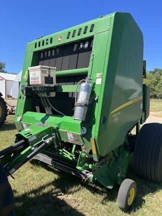 Main image John Deere 560M