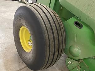 Main image John Deere 560M 11